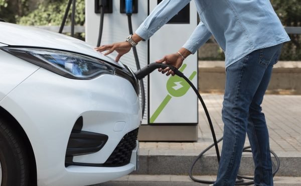 SEV-service-page-img-nos-recharges-min